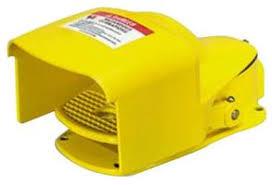 9002aw2FOOT SWITCH 600V HEAVY DUTYHIGH VISIBILITY YELLOW HOUSINGW/3/4" NPT THREADED ENTRY-NEMA 2/4/13 DUST/OIL TIGHT